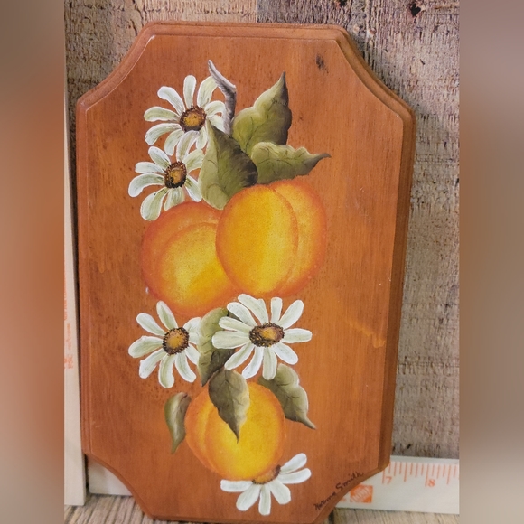 Vintage Hand Painted Peaches, Signed - Picture 2 of 6